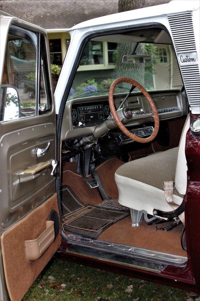 1965 Chevy C 10 Short Box