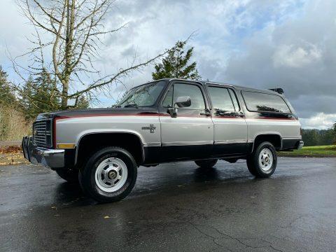 1984 Chevy Suburban K20 4&#215;4 350 with 79k Original Miles for sale