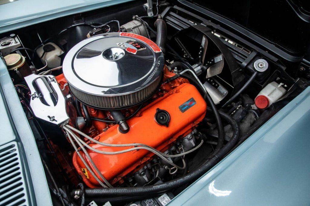 1966 Chevrolet Corvette 427 Roadster V8 7.0L Manual 4-Speed Convertible Trophy B