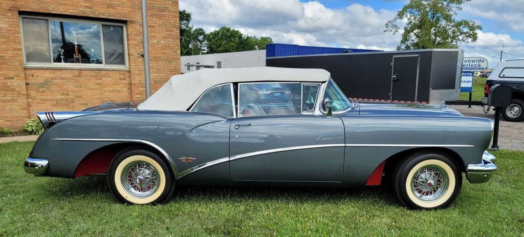 1954 Buick Skylark [Luxurious & Iconic]